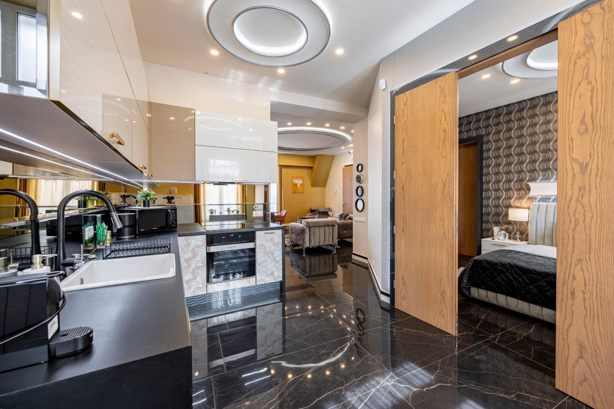Luxury Royal Central Apartment By Prestige Homes بودابست المظهر الخارجي الصورة